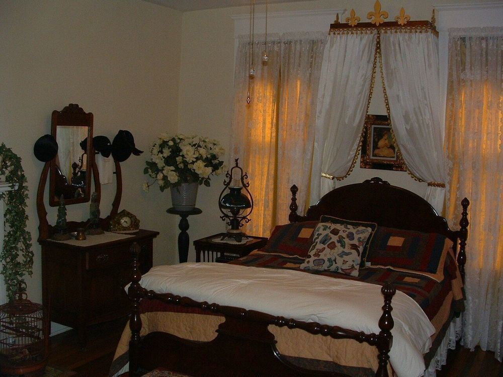 The Historic Morris Harvey House Bed & Breakfast Fayetteville Room photo