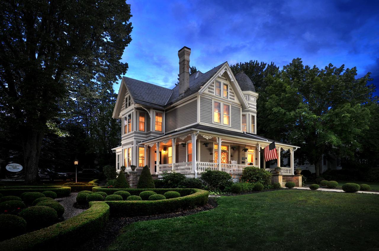 The Historic Morris Harvey House Bed & Breakfast Fayetteville Exterior photo